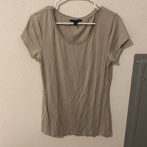 Banana Republic tee shirt like gray/tan perfect condition